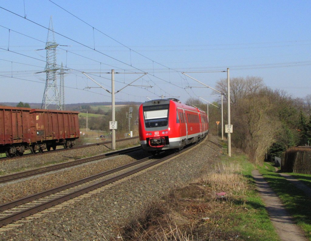 DB 612 954 + 612 566 als RE 34687 von Wrzburg Hbf nach Erfurt Hbf, bei Ingersleben; 07.04.2010