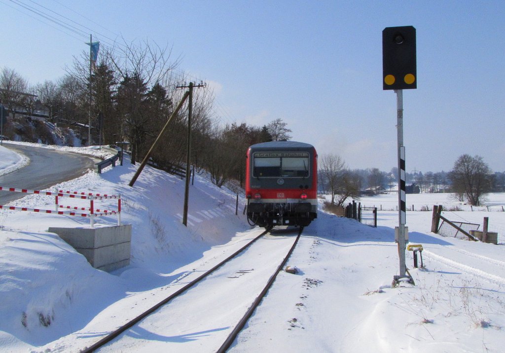 DB 628 627 als RB 27362 von Wasserburg (Inn) nach Grafing, in Oberndorf; 07.03.2010