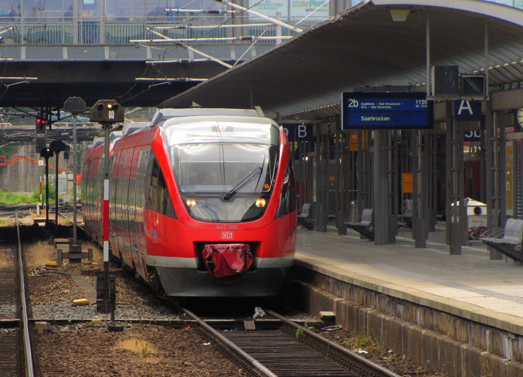 DB 643 006  Horst Eckel  (95 80 0643 006-9 Bpd) als RE 3334 nach Saarbrcken Hbf, in Mainz Hbf; 30.06.2011