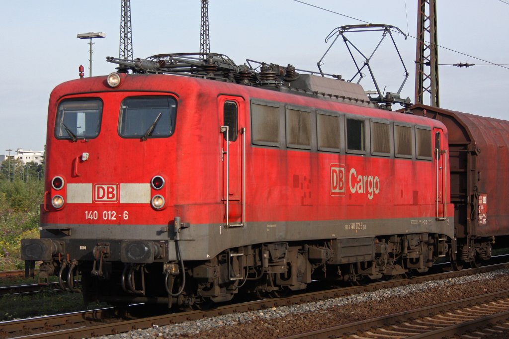 DB Cargo 140 012 am 11.9.10 in Duisburg-Bissingheim