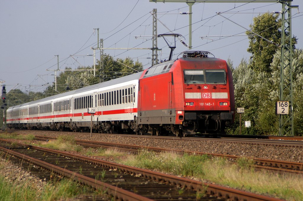 DB Fernverkehr 101 145 mit IC 2213 Ostseebad Binz - Stuttgart Hbf (Diepholz, 10.09.10).