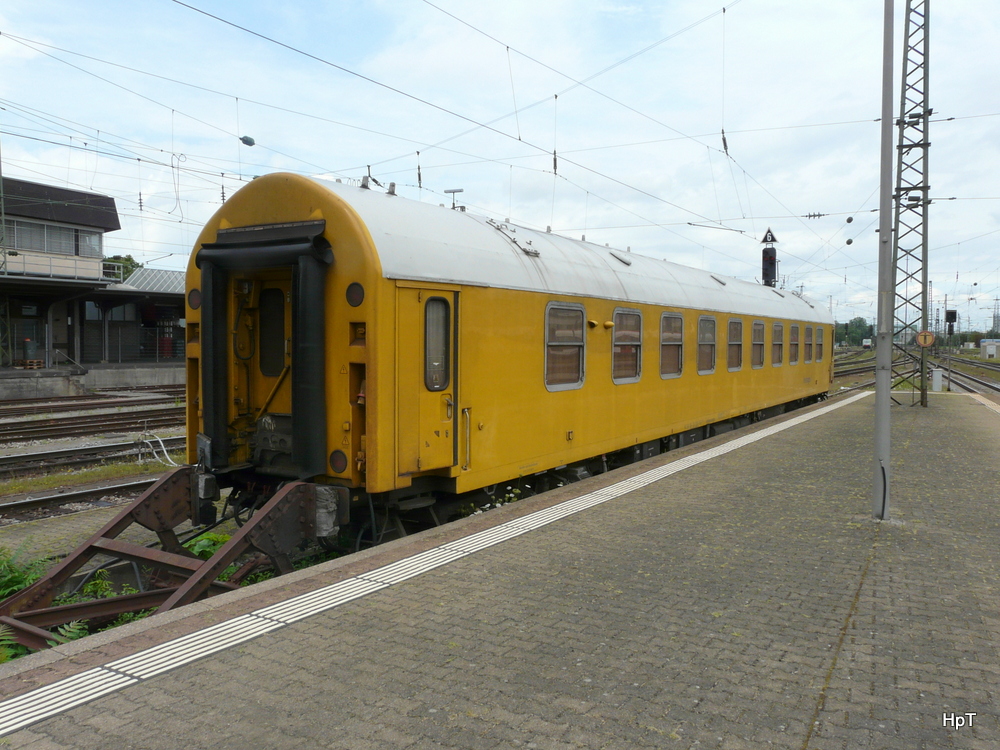 DB - Funkmesswagen 60 80 09-24 200-9 im Bahnhof Basel Badisch am 28.07.2012