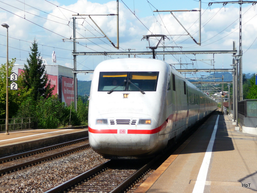 DB - ICE unterwegs nach Thun bei der durchfahrt in M�nsingen am 29.08.2010