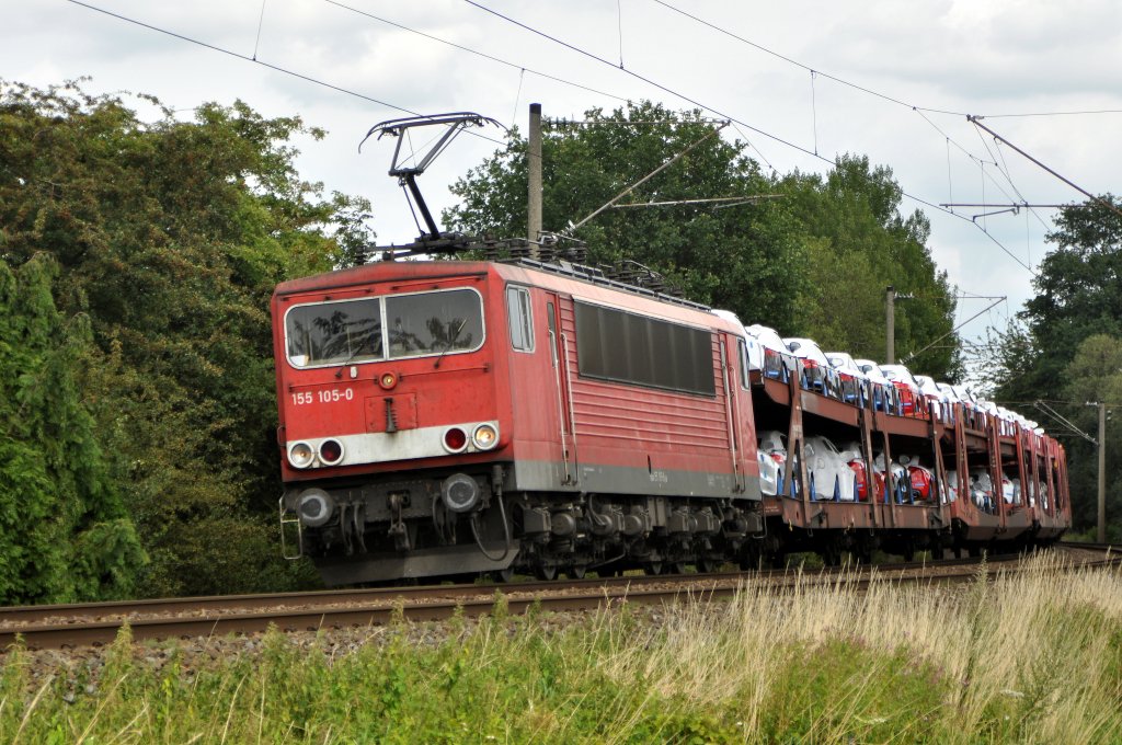 DB Schenker Rail 155 105 mit Autotransportzug in Richtung Rheine (Velpe, 25.07.11).