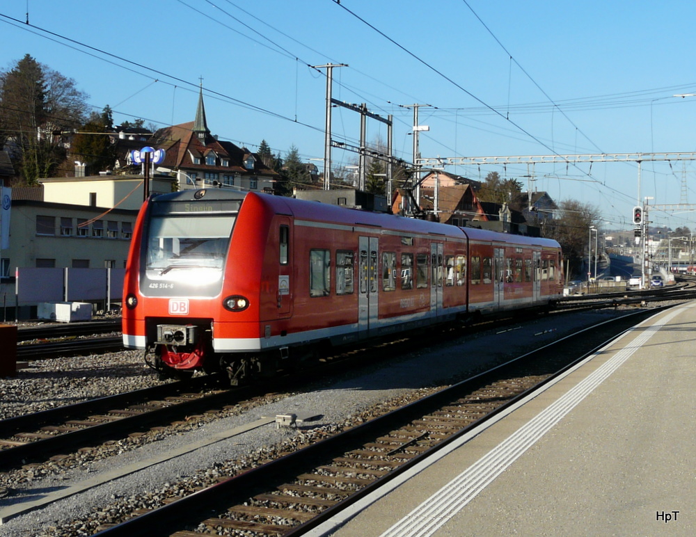 DB - Triebwagen  426 514-6 bei der einfahrt in den Bahnhof Schaffhausen am 01.03.2012