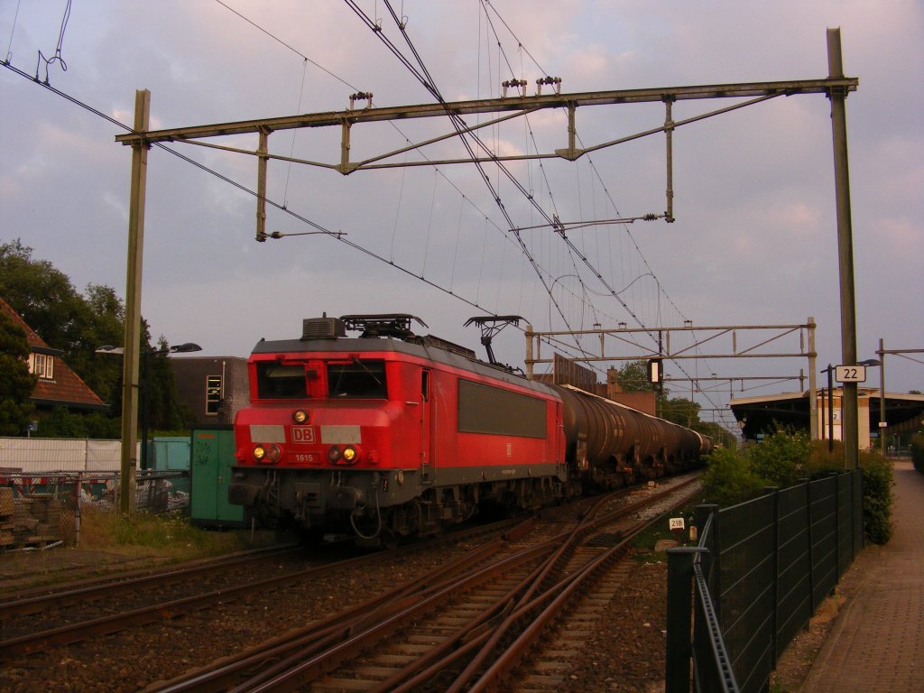 DBS 1615 in red DB colors heading for Kijfhoek trough Naarden-Bussum from Onnen with uc cargo 61300 20/5/12