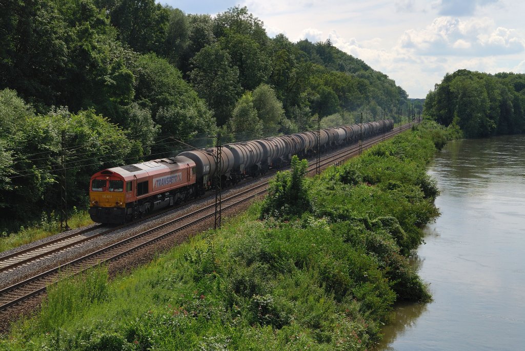 DE 672 (HGK) mit Kesselzug bei Gnzburg (03.08.2010)