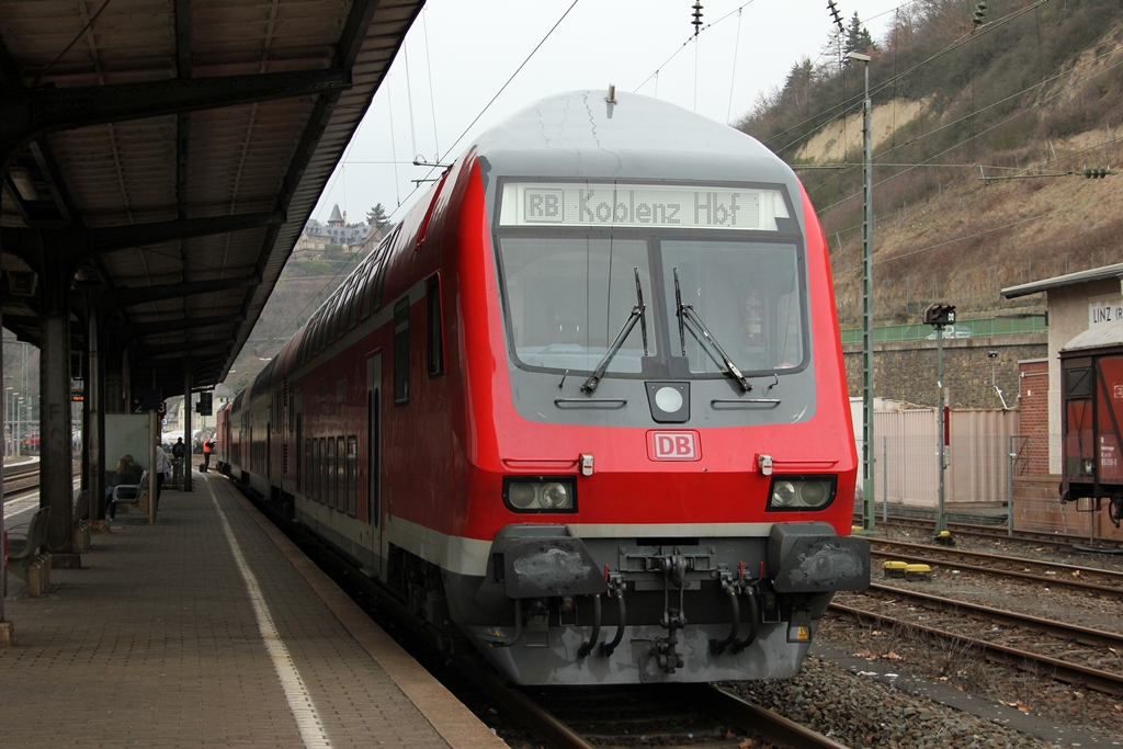 Defekter Steuerwagen (2. Gattung) als RB27 in Linz am Rhein 10.3.2012