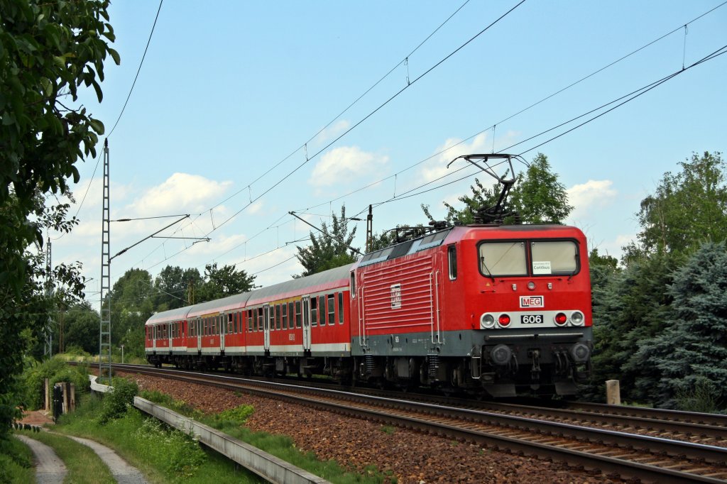 Den Gegenzug nach Cottbus schubste am 09.07.'11 MEG Nr.606 durch DD.-Stetzsch