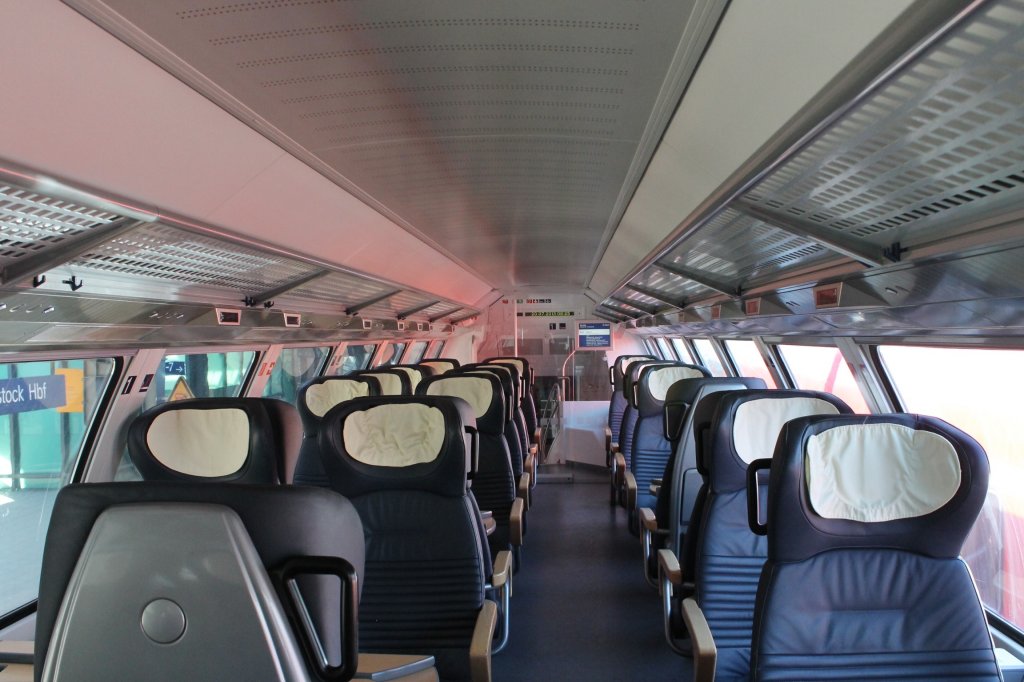 Der 1.Klasse Bereich in der Hanse-Express (Rostock Hbf-Hamburg Hbf).20/7 2013.