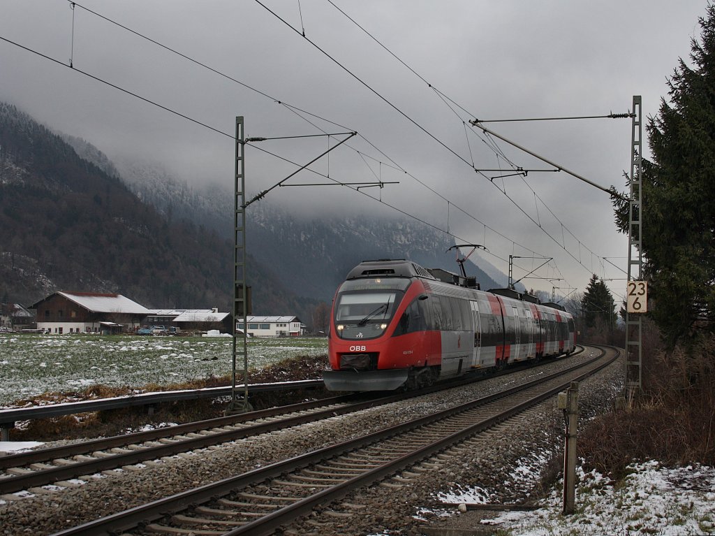 Der 4024 076 am 05.12.2009 unterwegs bei Niederaudorf. 