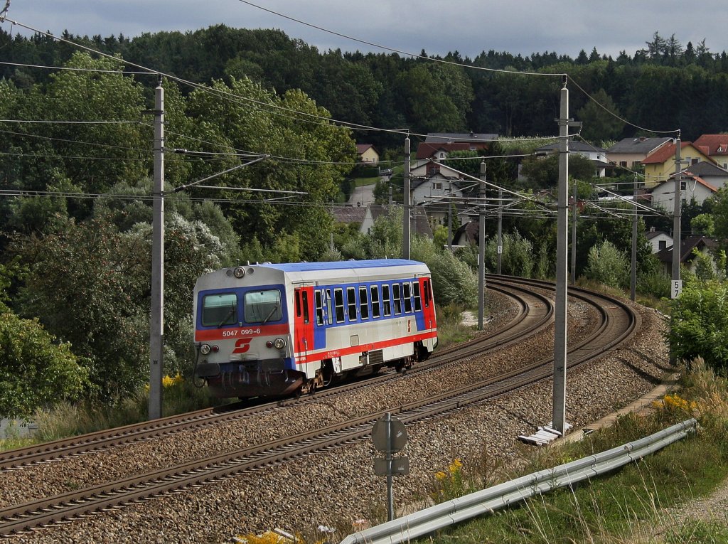 Der 5047 099 am 28.08.2010 unterwegs bei Haiding. 