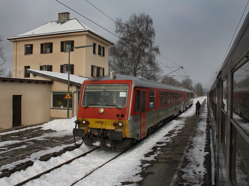 Der 628 071 der NEG  am 13.02.2010 als BLB Ersatzzug bei der Einfahrt in Piding. 