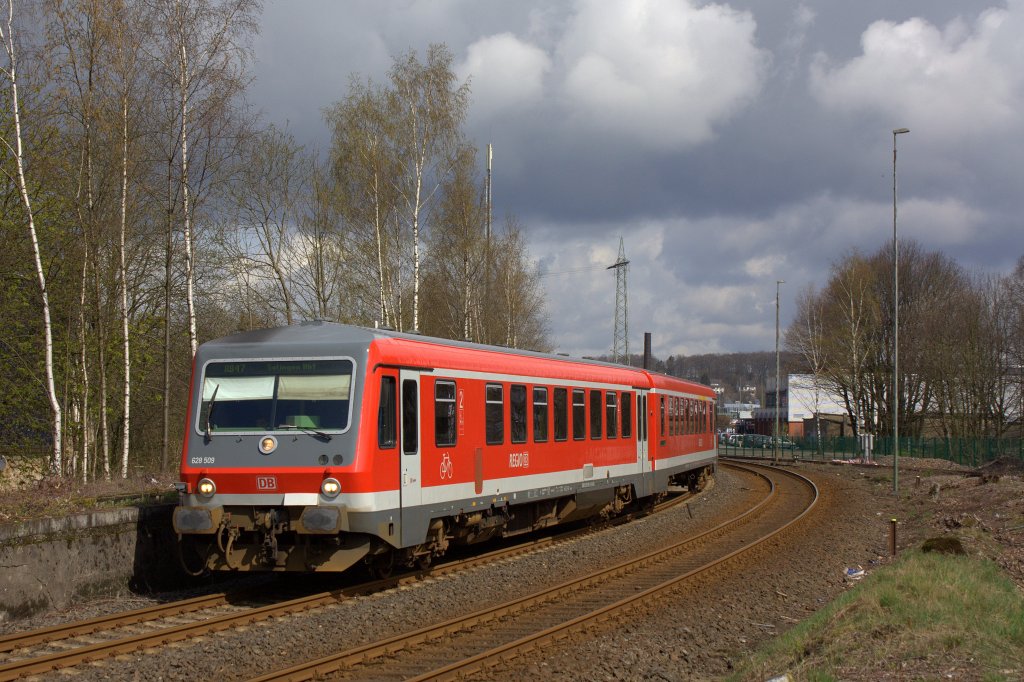 Der 628 509 am 11.04.2012 in Remscheid Lennep.