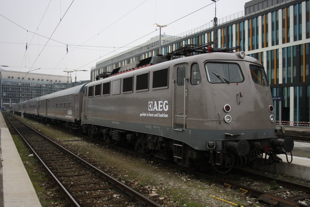 Der AEG - Showtrain zu Besuch im Mnchner Hbf am 13.10.10