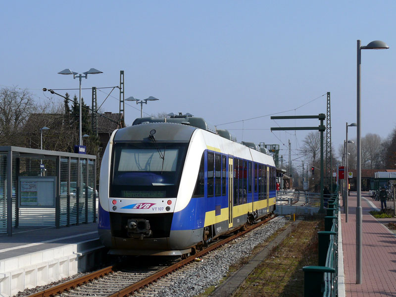 Der aus Bremervrde als EVB 80897 angekommene 648 177, ein LINT 41, wird  als EVB 80896 nach Heinschenwalde fahren; VT 107 der Eisenbahnen und Verkehrsbetriebe Elbe Weser; Buxtehude, 04.03.2009

