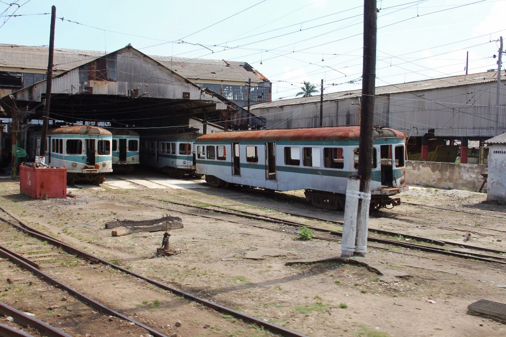 Der Bahnhof Hershey (Camilo Cienfuegos) mit abgestellten Zgen am 06. April 2011