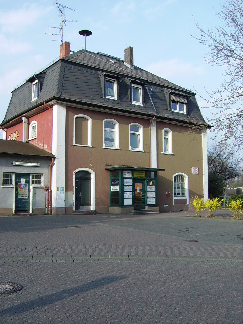 Der Bahnhof Maintal Ost am 25.03.11