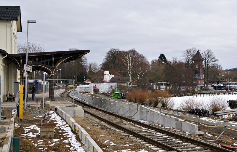 Der Bahnhof Pln am 7.03.2010.