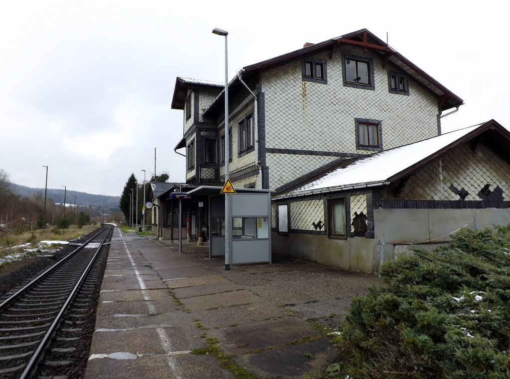 Der Bahnhof von Wasungen verkommt so langsam 6.12.2012