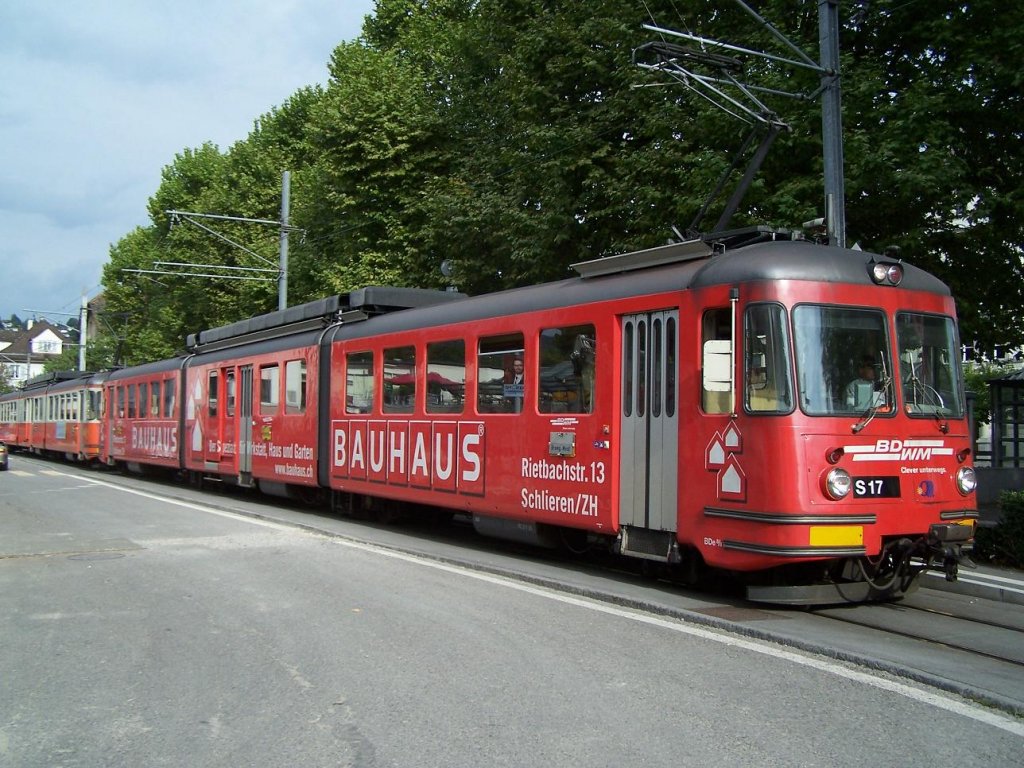 Der BDe 8/8 Nr 8 mit Vollwerbung, an der Haltestelle Bremgarden Obertor am 06/09/10. 