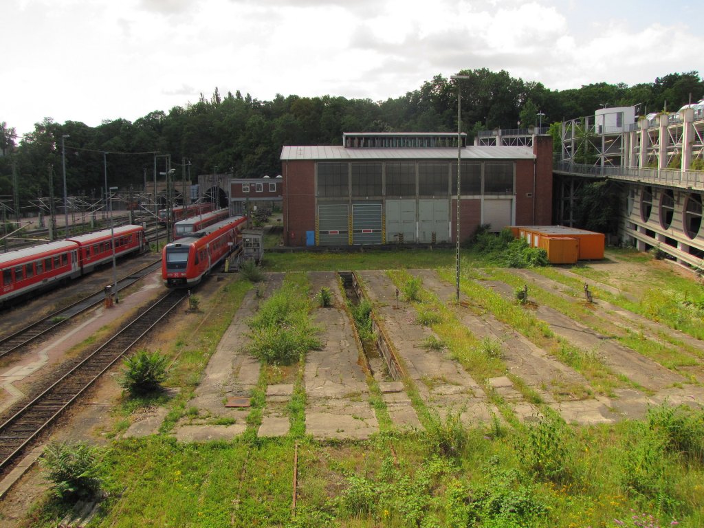 Der Bereich der ehemaligen Lokhalle und der Schiebebhne in Mainz Hbf; 30.06.2011