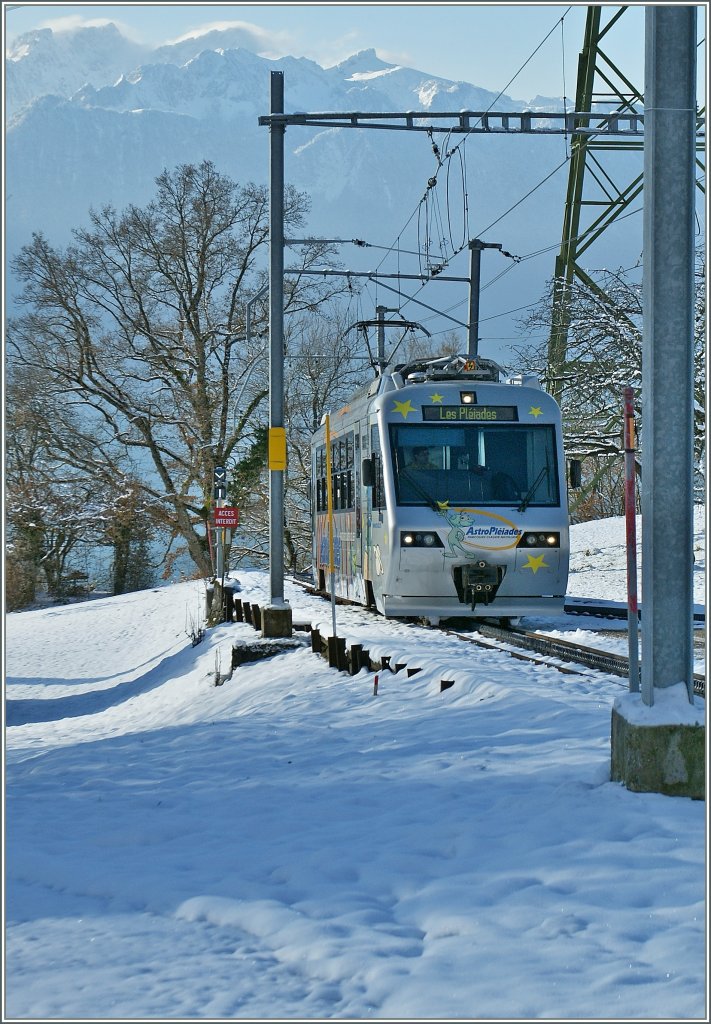 Der CEV Beh 2/4 im  pudergezucketern  Mastenwald bei Fayaux.
30. Nov. 2012