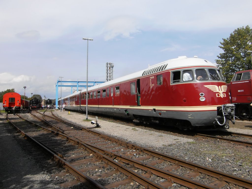 Der DB-Fuballweltmeisterzug aus dem Jahr 1954, konnte am 04.09.2011 im Rahmen der Meininger Dampfloktage besichtigt werden.