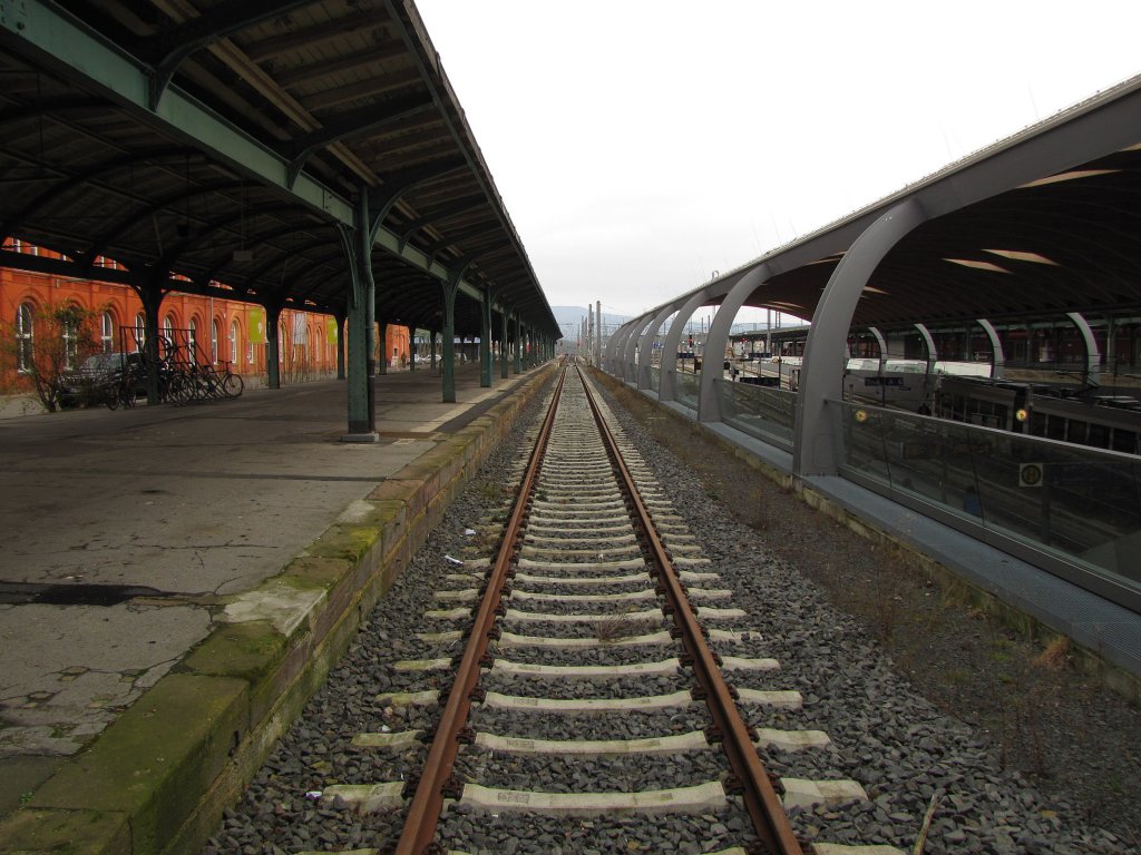 Der ehemalige Bahnsteig 3 in Kassel Hbf; 04.04.2012