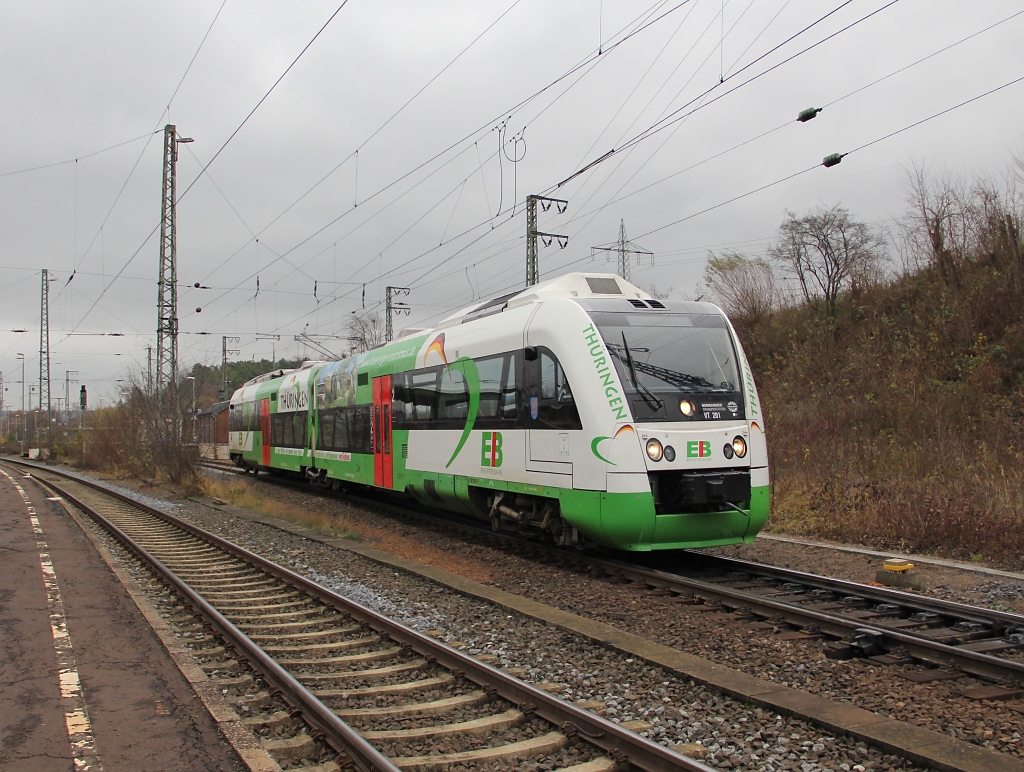 Der einzige Itino der Erfurter Bahn fuhr im November 2012 mal wieder ein paar Einstze auf der Relation Halle - Kassel. Hier ist der VT201 bei der Ausfahrt aus Eichenberg Richtung Kassel aufgenommen. 23.11.2012.