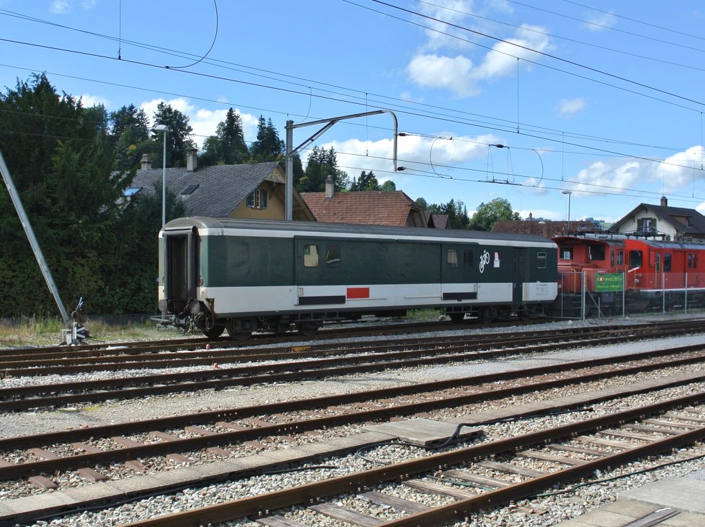 Der ex. SBB D EWII, 50 85 92-33 641-8, abgestellt beim Bahnhof Langnau im Emmental, 27.09.2012.