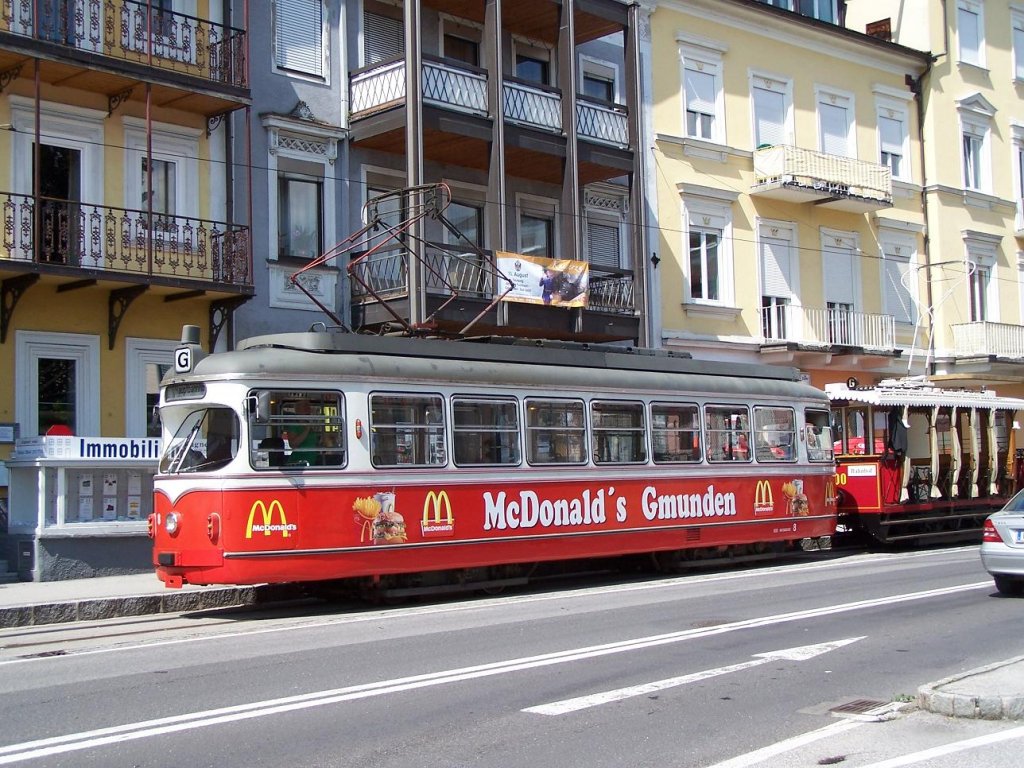 Der GM 8 an der Haltestelle Franz-Josef Platz am 08/08/10.