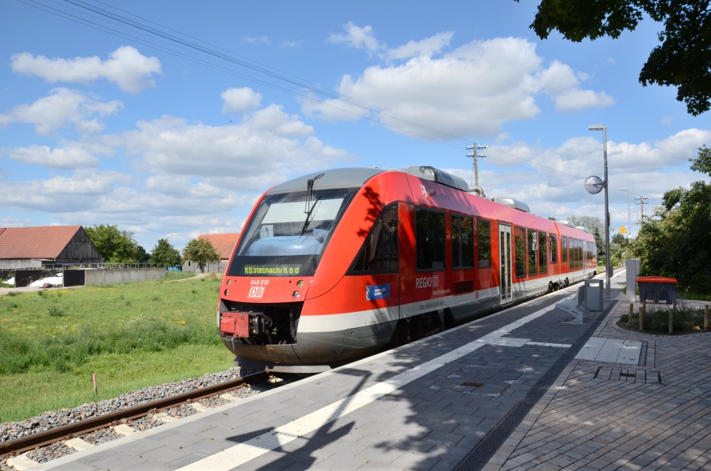 Der Haltepunkt Burgbernheim am 22. Juli 2012. Hier steht ein 648 810.