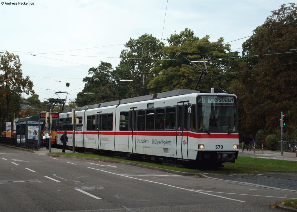 Der ICE unter den Straenbahnen^^ 570 als S11 nach Ittersbach in der Augartenstrae 14.9.10