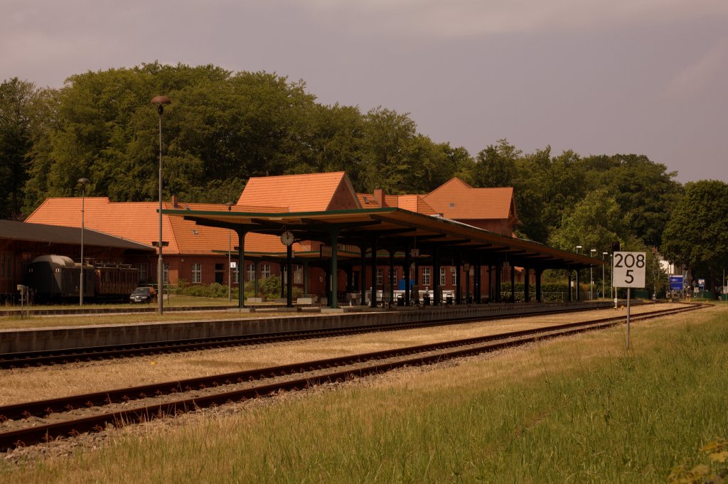 Der Kopfbahnhof Heringsdorf  am  30.06.2012 von der um 12:59 Uhr von der Blowstrae aus fotografiert.