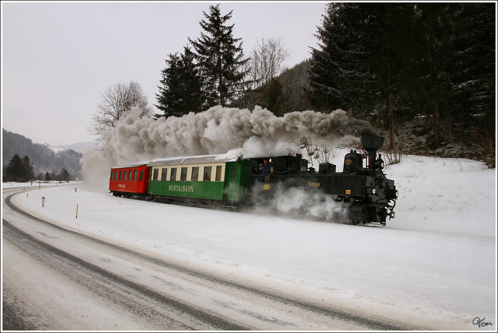Der nchste Programmpunkt der “The Railway Touring Company” war am 7.2.2012 der  Winterdampf auf der Murtalbahn  - Bespannt mit der U 11  Mauterndorf  (Baujahr 1894) ging es von Murau nach Tamsweg.
Einach 7.2.2012