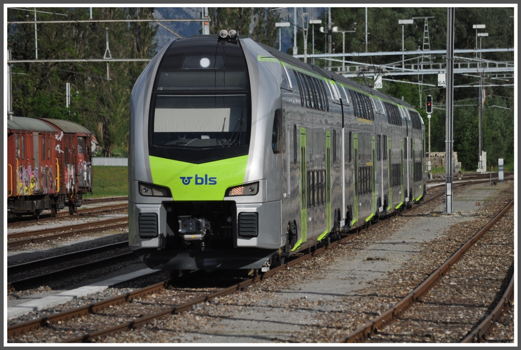 Der neue BLS KISS RABe 515 auf Probefahrt in Sargans. (21.05.2012)