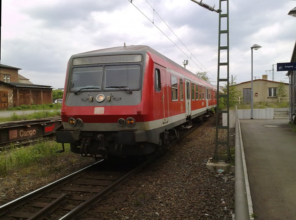 Der RE18 nach Cottbus von Dresden kommend ,
Dresden Friedrichstadt 17.05.10