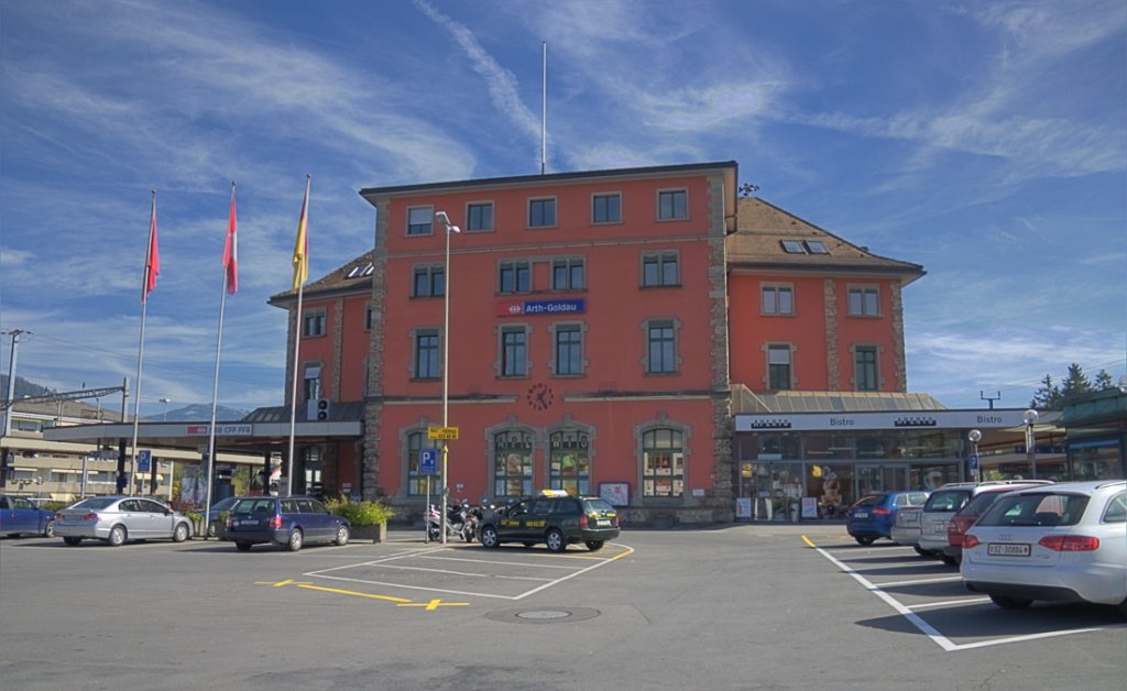Der schne Bahnhof Arth-Goldau