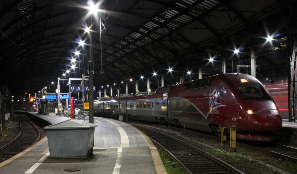 Der Thalys 4331 am 15.11.2010 in Aachen Hbf.