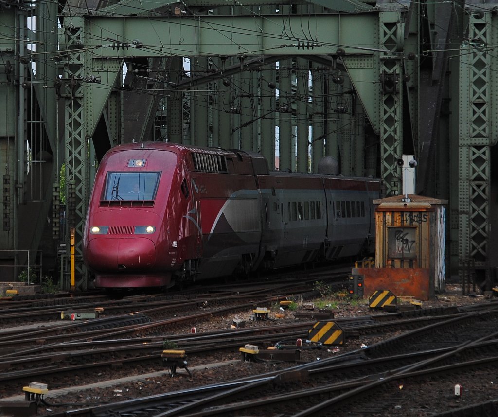 Der Thalys fuhr am 12.06.2011 in Kln Hbf ein.