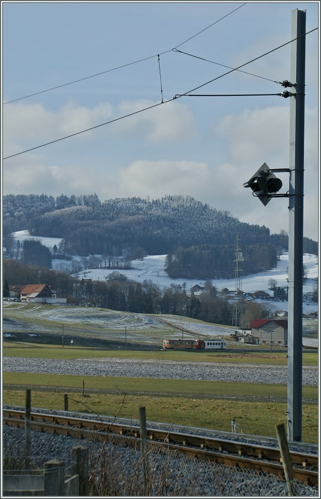Der tpf Regionalzug 14834 erreicht in Krze Bossennens. 
12. Jan. 2013