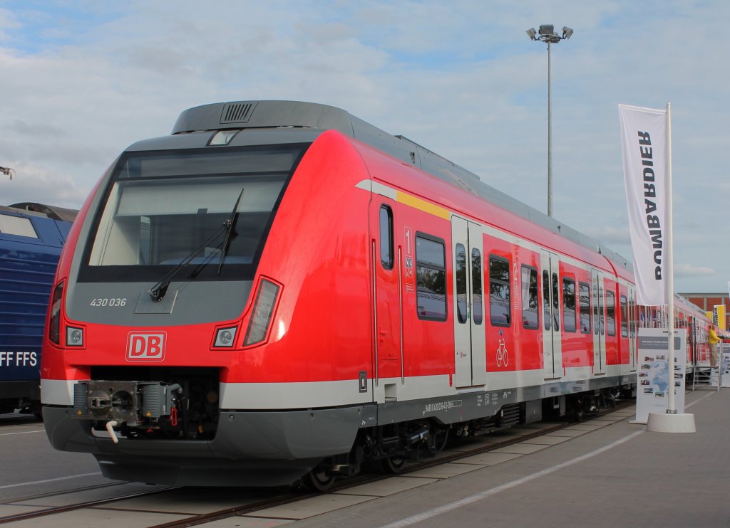 Der Triebzug 430 036 / 431 036 der DB AG auf der der InnoTrans 2012 am 23.09.2012 in Berlin.
Aussteller ist die Bombardier Transportation GmbH.

