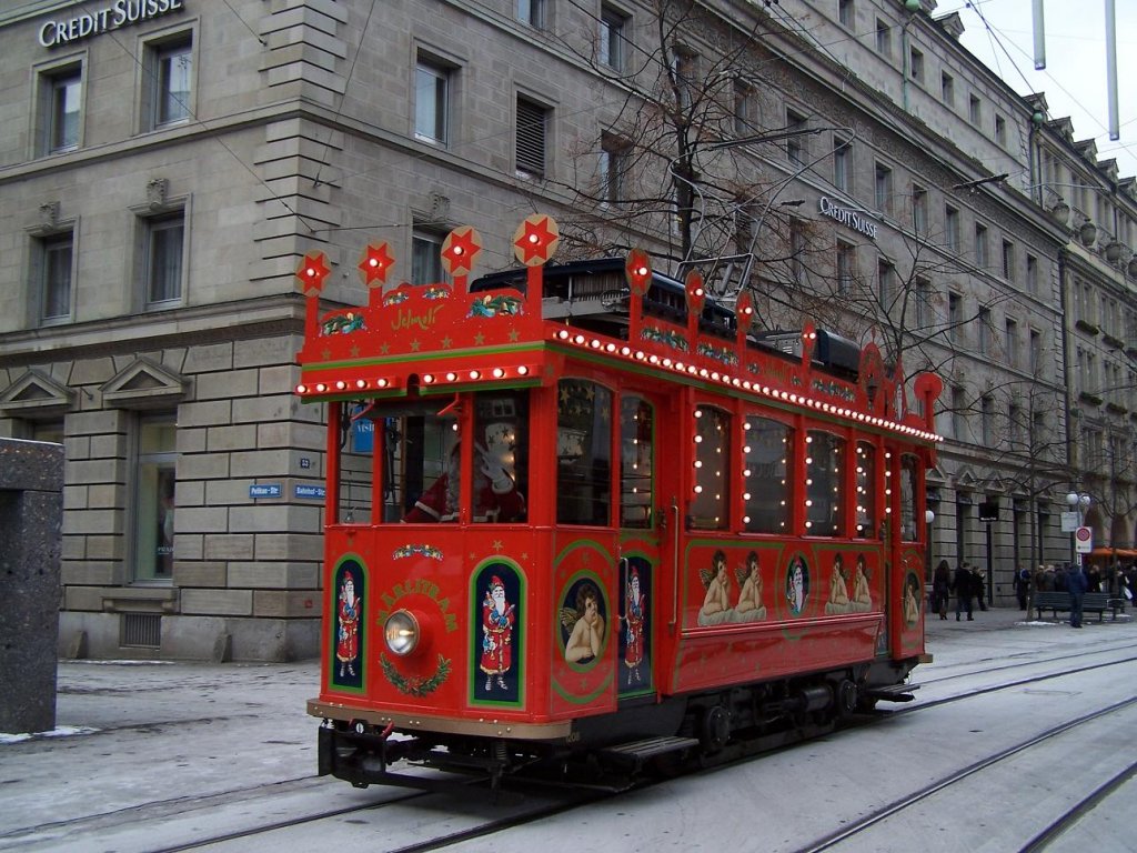 Der Weihnachtsmann hat einen neuen Schlitten : der Ce 2/2 Nr 1208. 20/12/09.
Frohe Weihnachten an Alle......