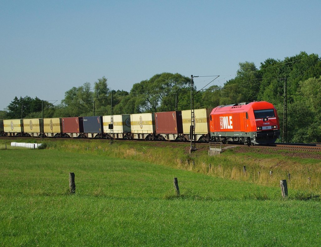Der WLE Herkules 23 mit dem Warsteinerzug in Richtung S�den. Aufgenommen am 19.07.2010 bei Hermannspiegel.