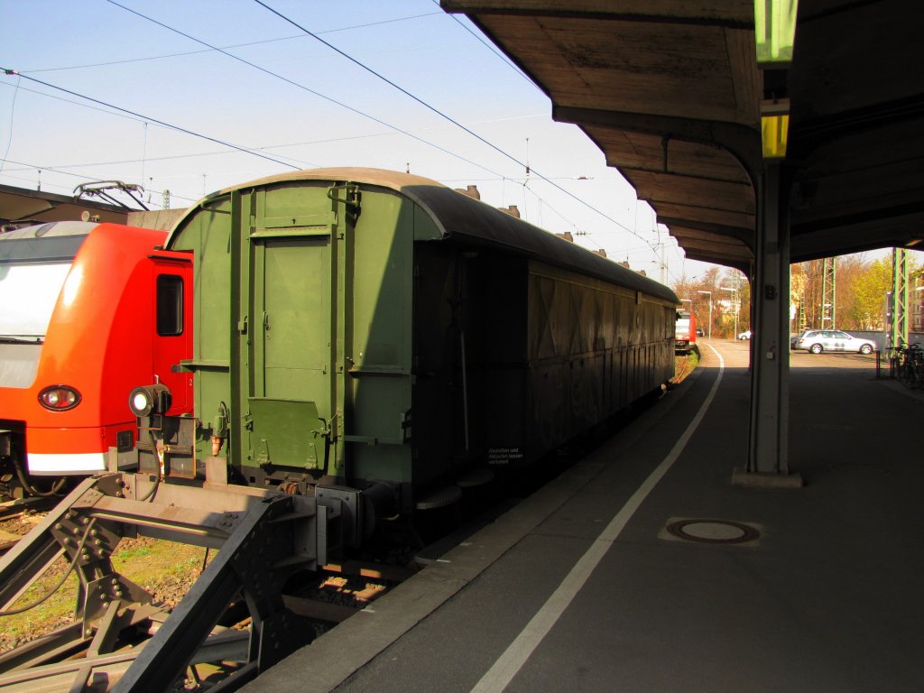 Deutsche Reichsbahn 73 343 (Han) Mainz, in Mainz Hbf. Dieser ehem. Reisezugwagen wird derzeit vom  Modellbahn Club Mainz 70  genutzt; 29.03.2011
