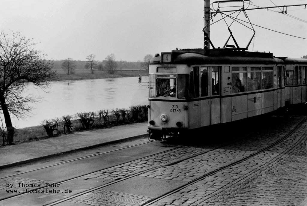 Deutschland - Dresden - Nach Pillnitz fahrend, 1985