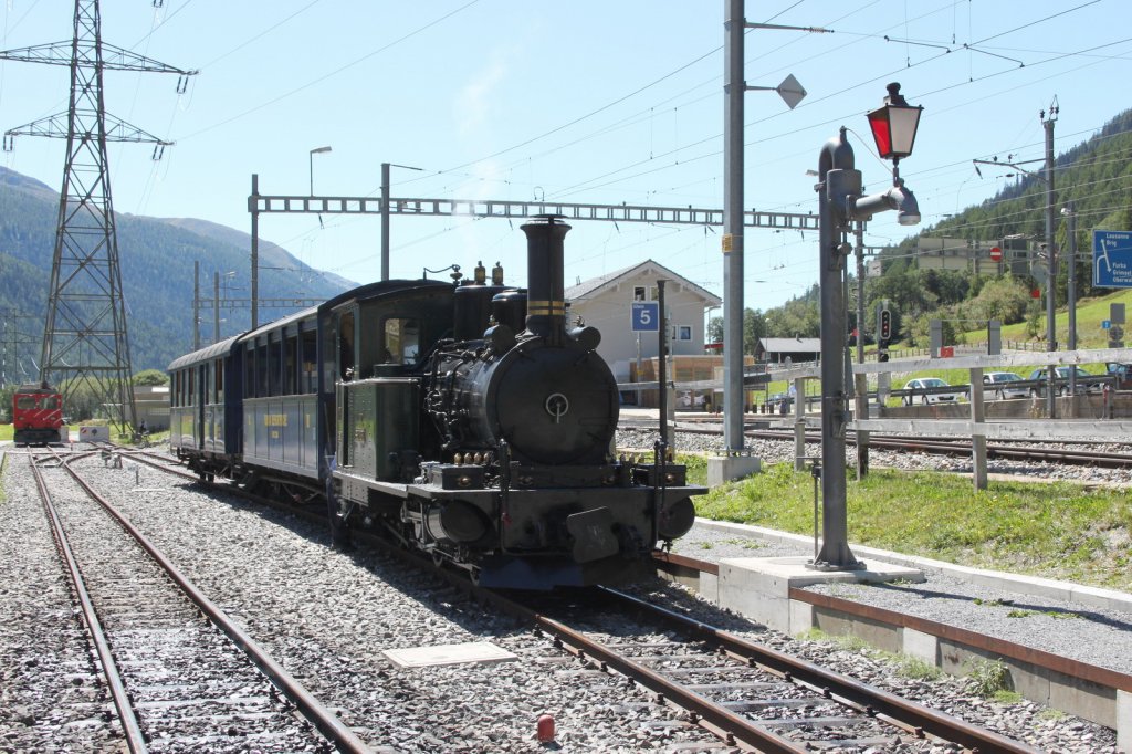 DFB Ausflugszug mit der lgefeuerten Lok HG 2/3  Breithorn  Nr.7(1906)nach Gletsch.Oberwald 28.08.11 