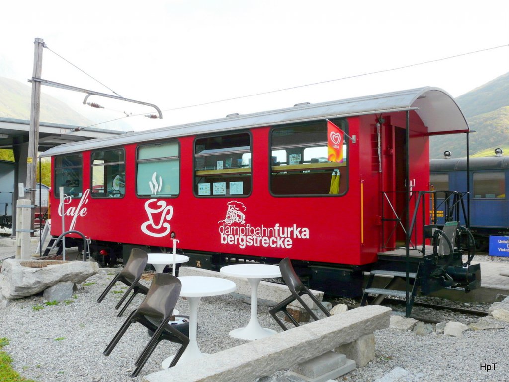 DFB - CAFE beim DFB Bahnhof in Realp am 25.09.2009