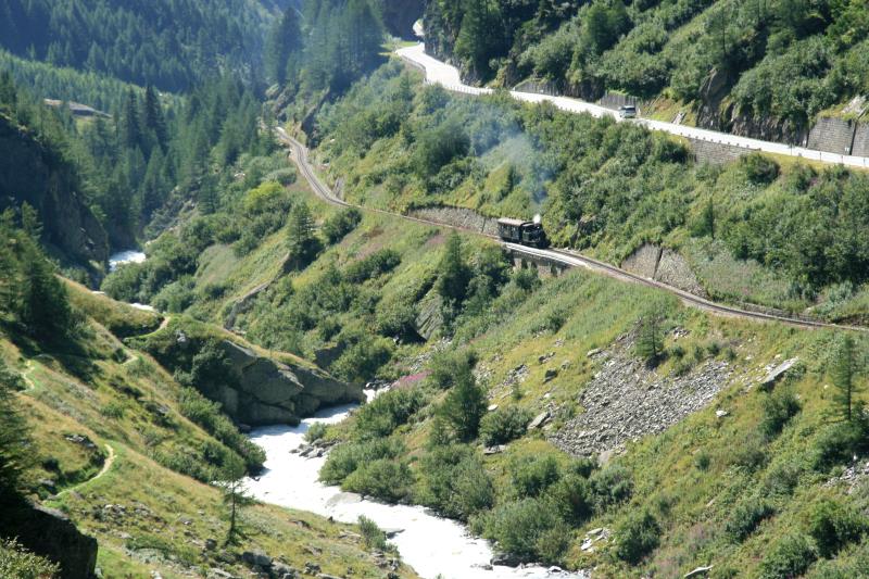 DFB Nr. 7  Breithorn  auf steiler Bergfahrt im oberen Rhonetal; 21.08.2011